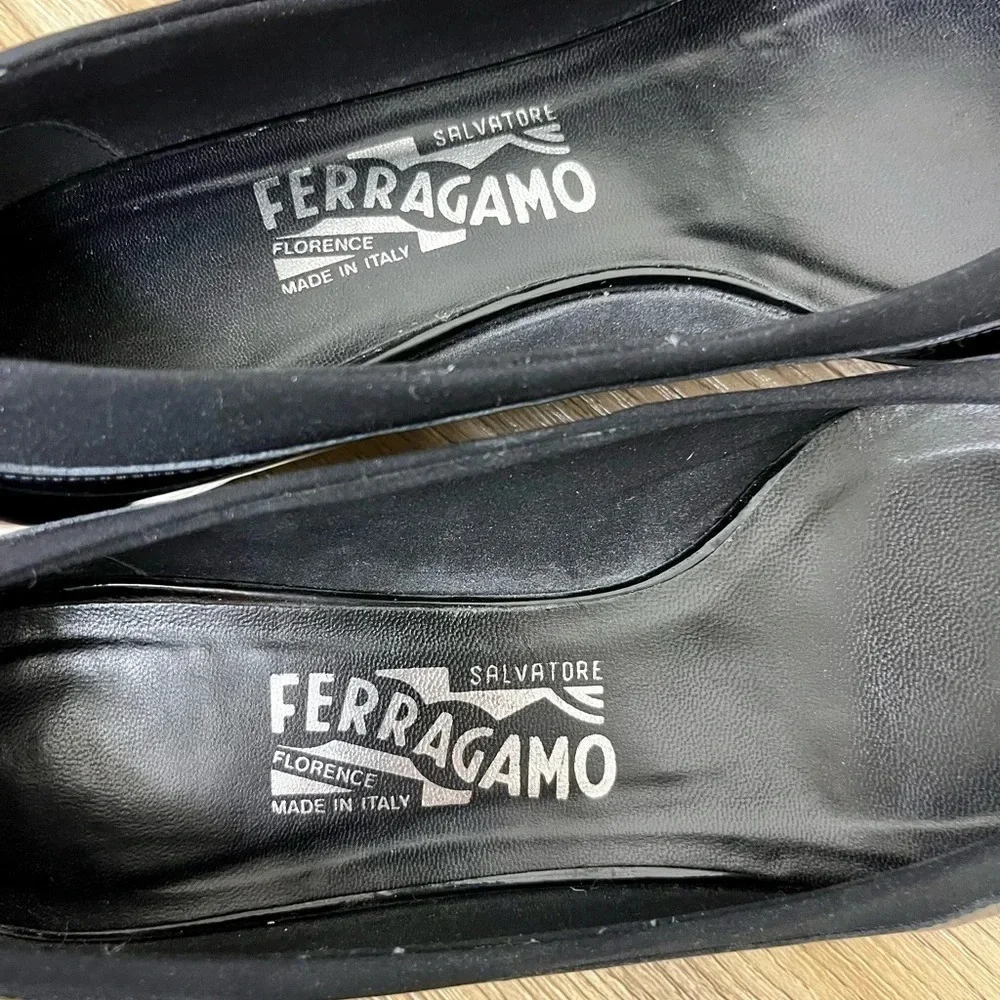 Salvador Ferragamo Patent Leather Heel Size 7.5 B